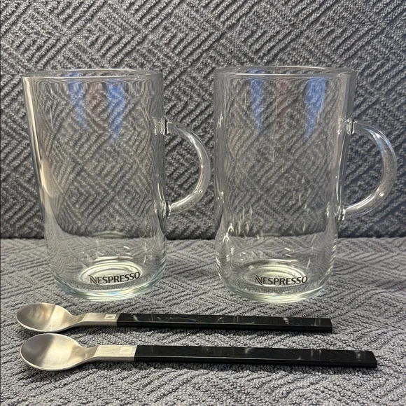 Nespresso Vertuo Clear Glass Mugs, Large (20oz) - Set of 2, with Spoons - Picture 2 of 5
